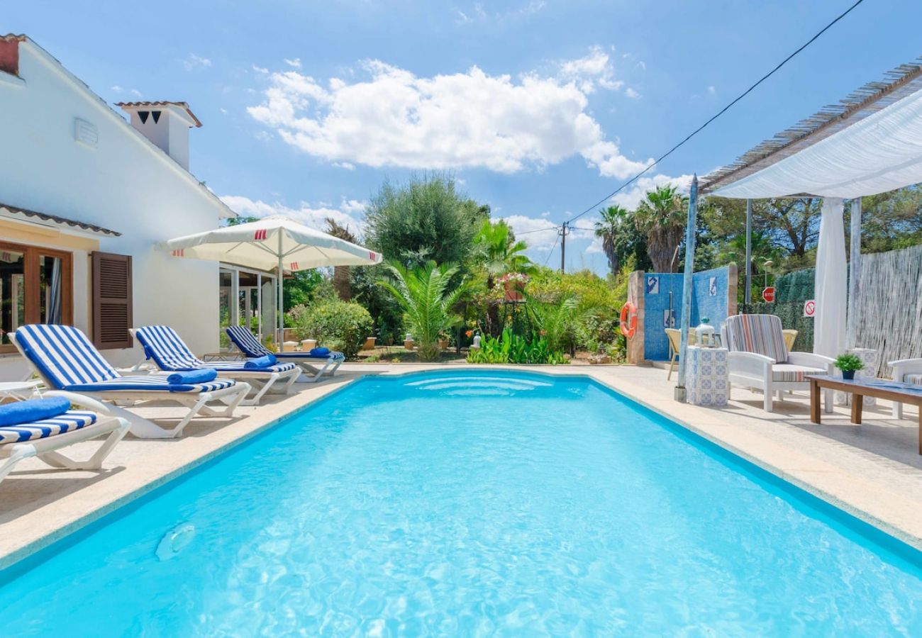 House in Sa Pobla - YourHouse Crestaix - finca with pool and terrace for 4 guests