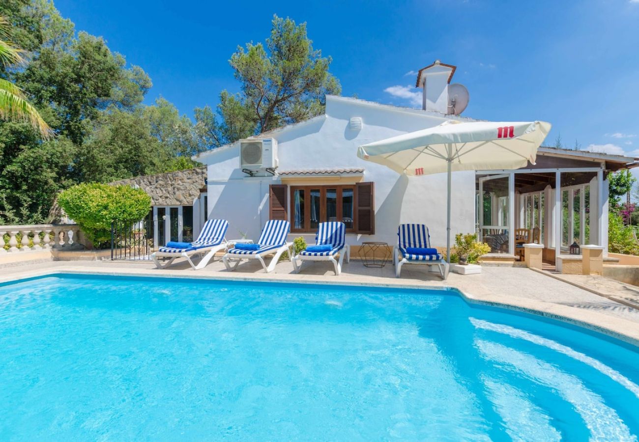 House in Sa Pobla - YourHouse Crestaix - finca with pool and terrace for 4 guests