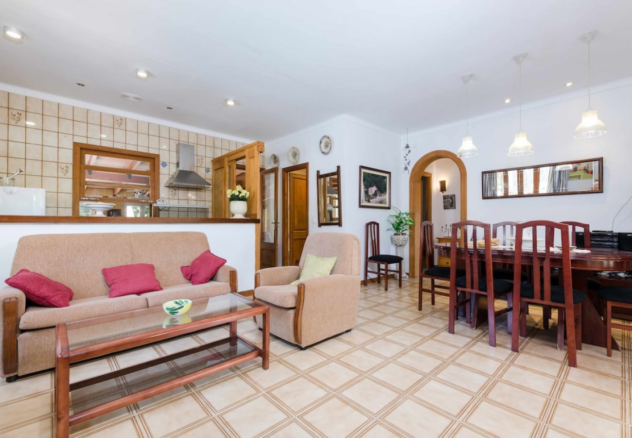 House in Sa Pobla - YourHouse Crestaix - finca with pool and terrace for 4 guests