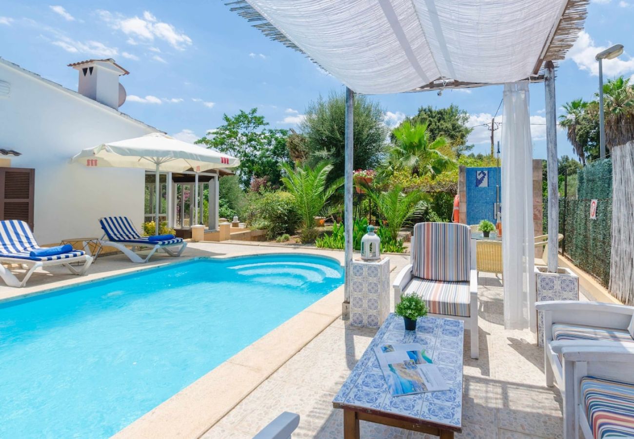 House in Sa Pobla - YourHouse Crestaix - finca with pool and terrace for 4 guests