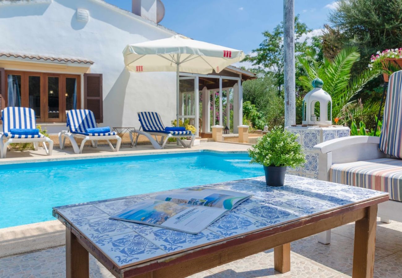 House in Sa Pobla - YourHouse Crestaix - finca with pool and terrace for 4 guests