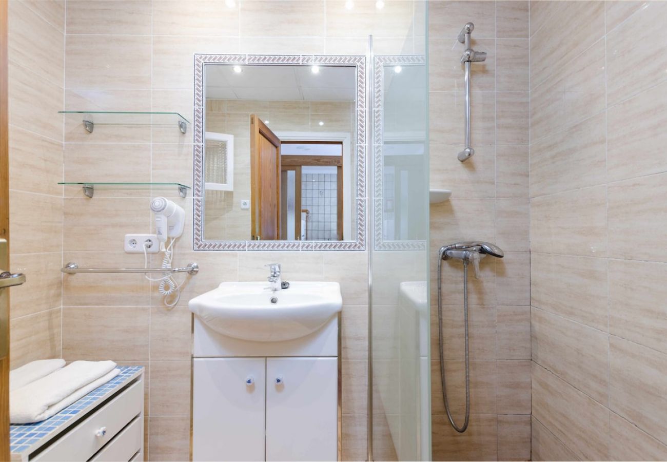 House in Sa Pobla - YourHouse Crestaix - finca with pool and terrace for 4 guests