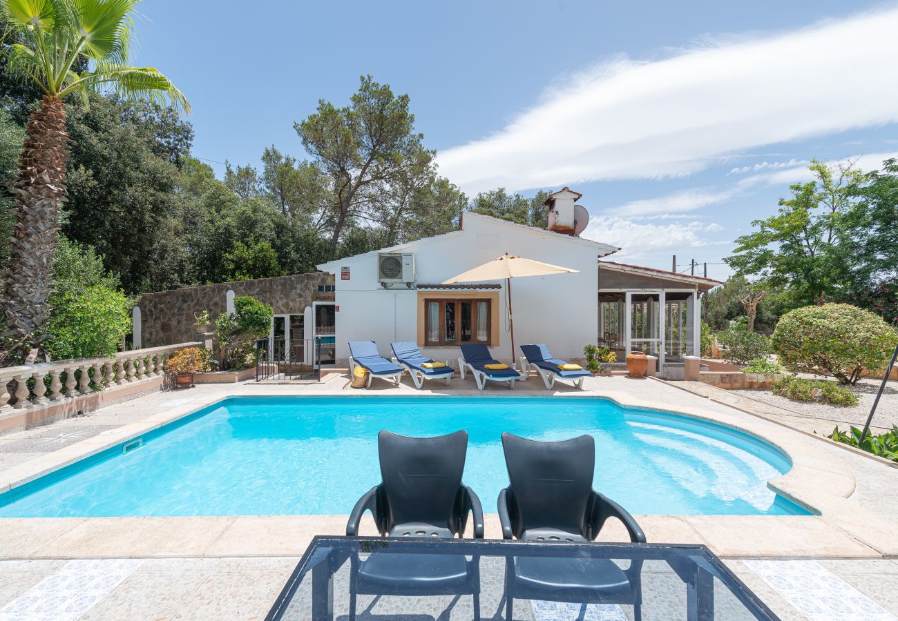 House in Sa Pobla - YourHouse Crestaix - finca with pool and terrace for 4 guests