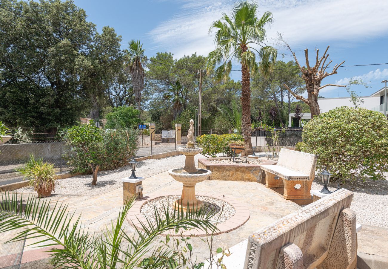 House in Sa Pobla - YourHouse Crestaix - finca with pool and terrace for 4 guests