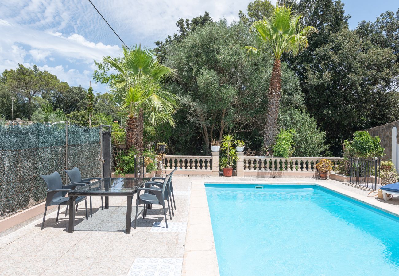 House in Sa Pobla - YourHouse Crestaix - finca with pool and terrace for 4 guests