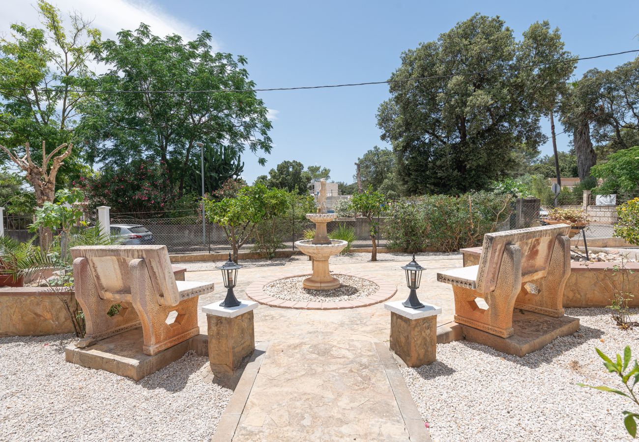 House in Sa Pobla - YourHouse Crestaix - finca with pool and terrace for 4 guests