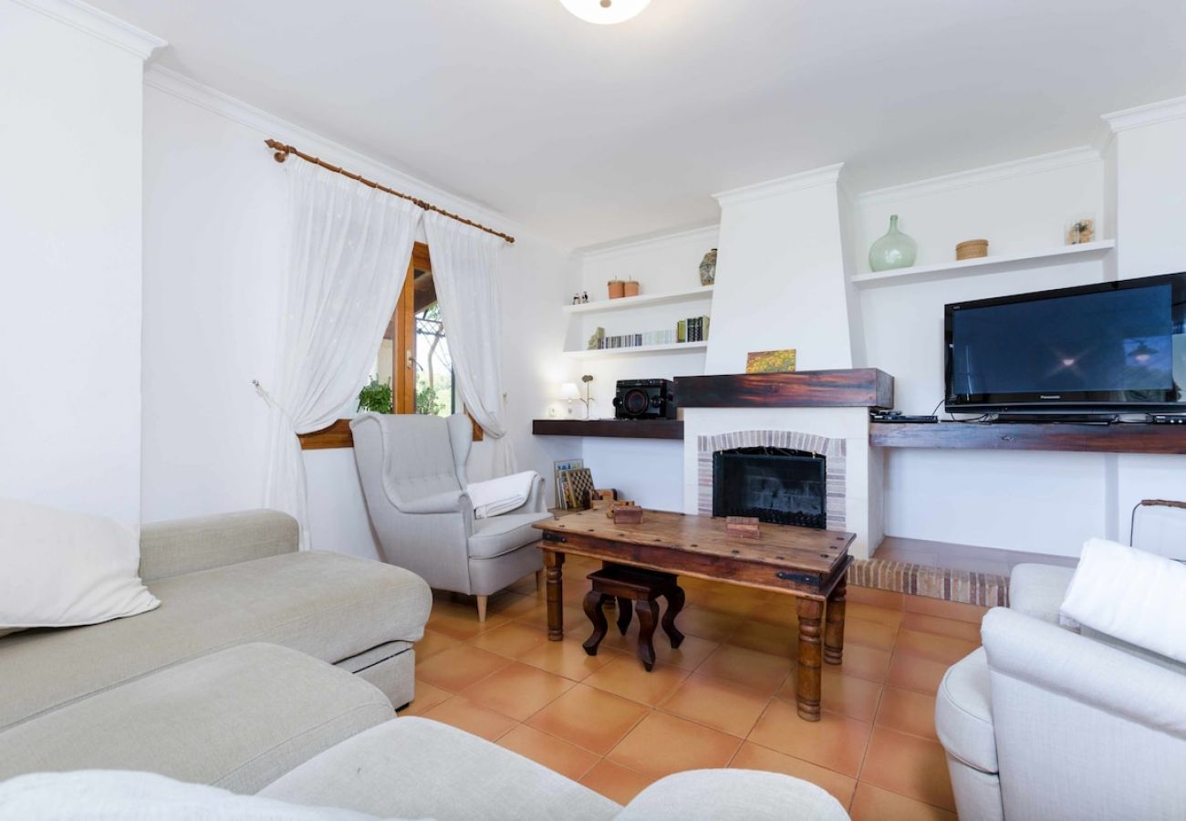 House in Sa Coma - YourHouse Es Garroveral 3, quiet and individual holidays in the Tramuntana area