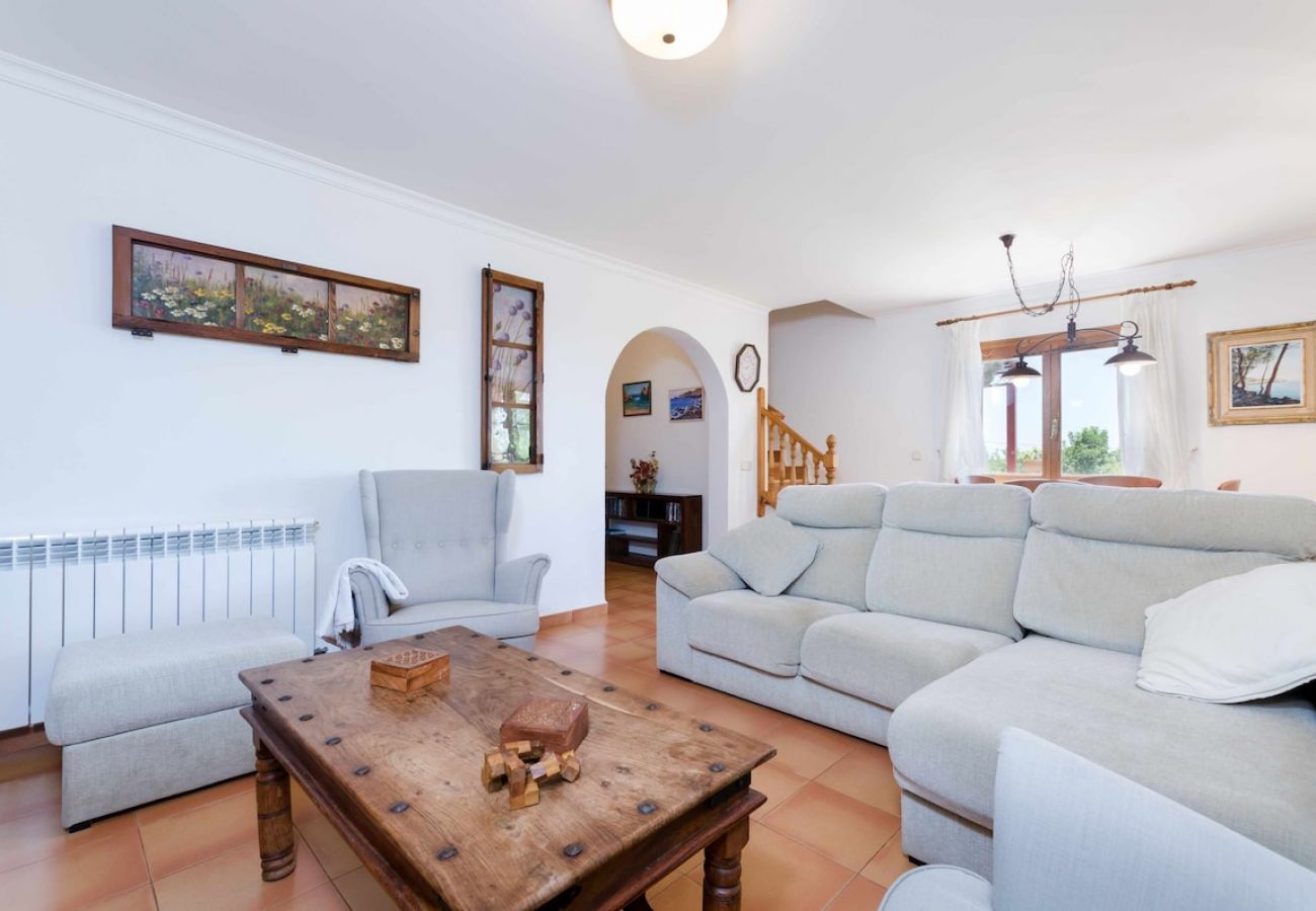 House in Sa Coma - YourHouse Es Garroveral 3, quiet and individual holidays in the Tramuntana area