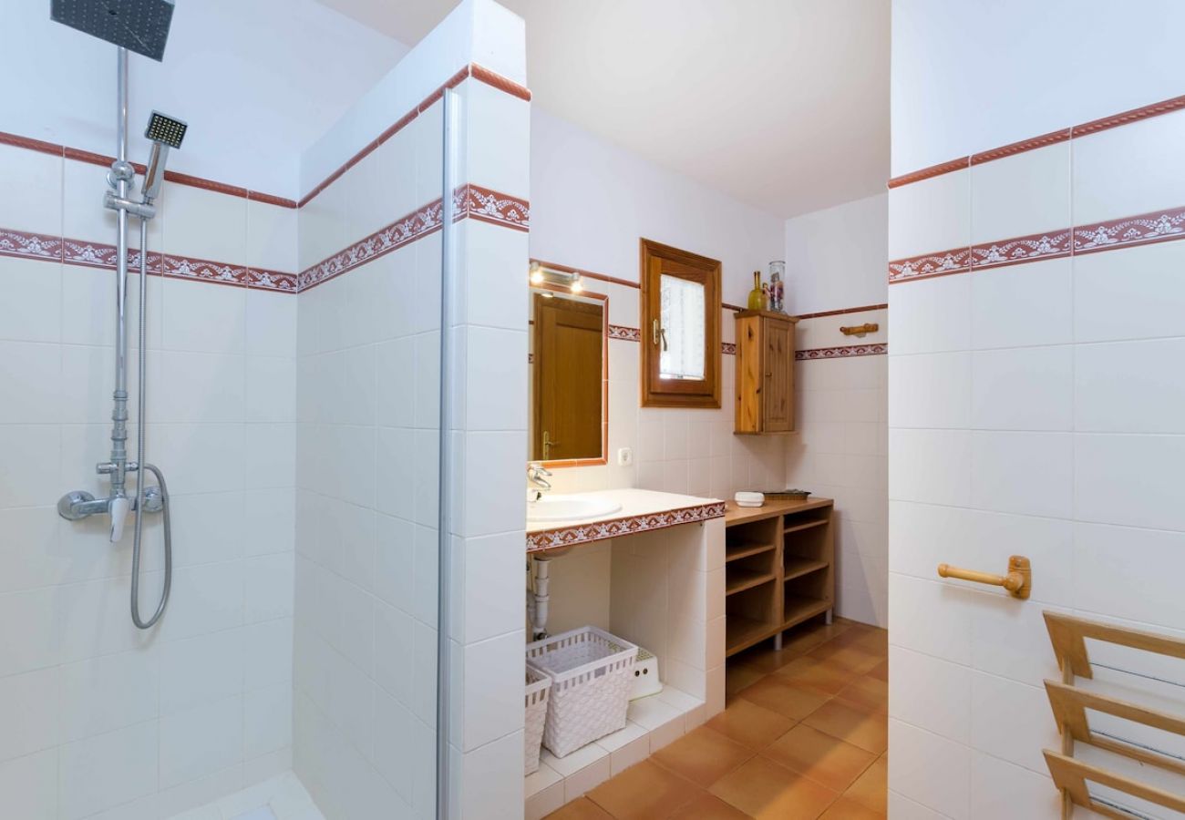 House in Sa Coma - YourHouse Es Garroveral 3, quiet and individual holidays in the Tramuntana area