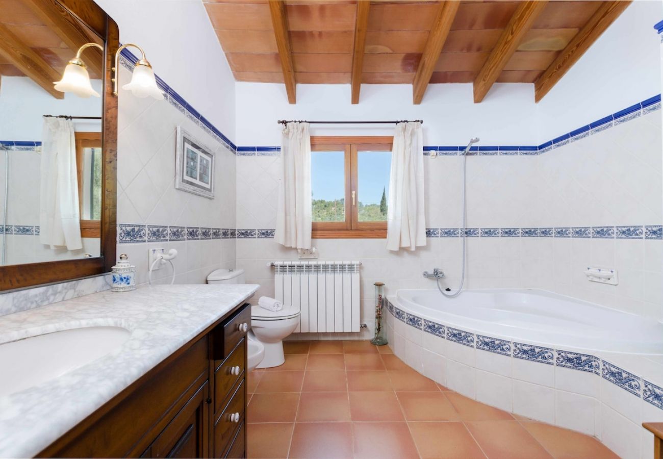 House in Sa Coma - YourHouse Es Garroveral 3, quiet and individual holidays in the Tramuntana area