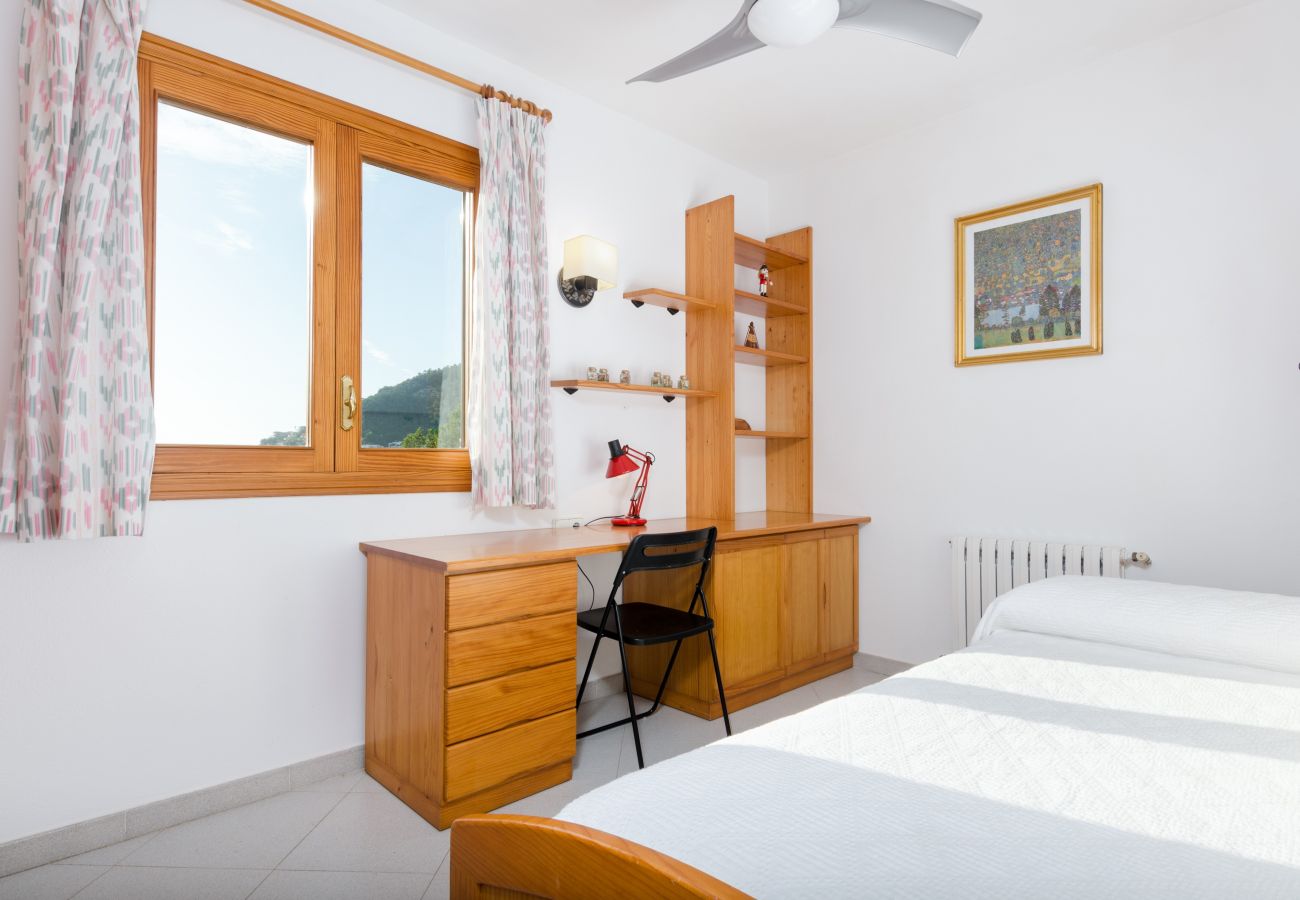 Villa in Andratx - YourHouse Binifat, spacious house overlooking Puerto de Andratx