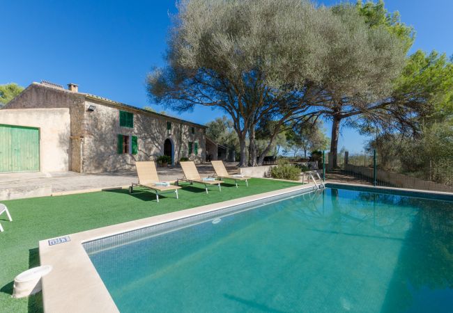 Villa in Maria de la salut - YourHouse Llampi, wonderful rustic house in the midst of nature