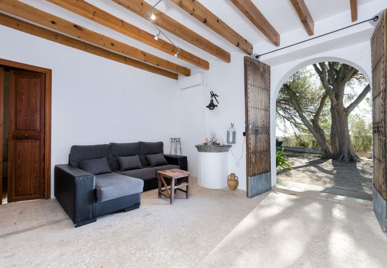House in Maria de la salut - YourHouse Llampi, wonderful rustic house in the midst of nature