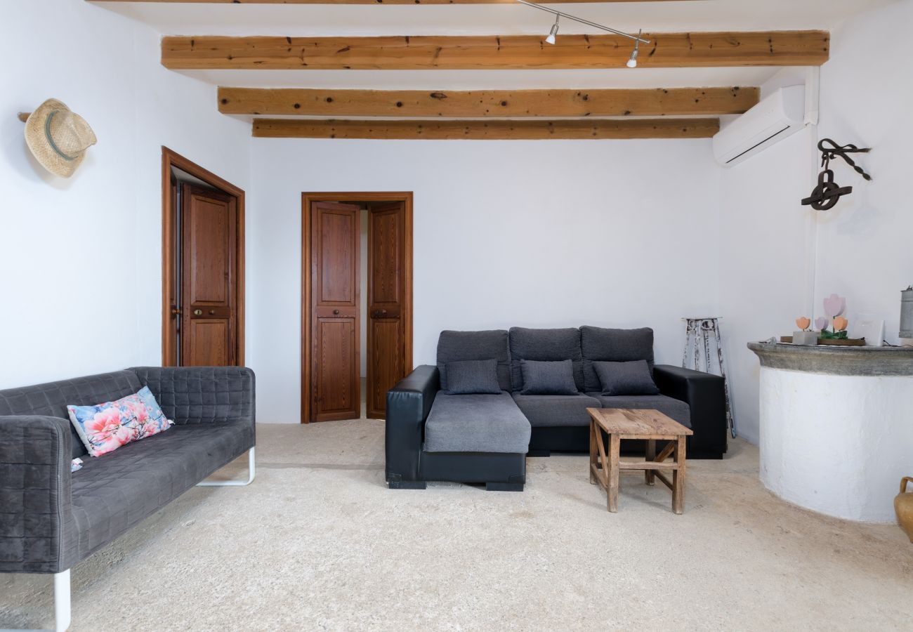 House in Maria de la salut - YourHouse Llampi, wonderful rustic house in the midst of nature