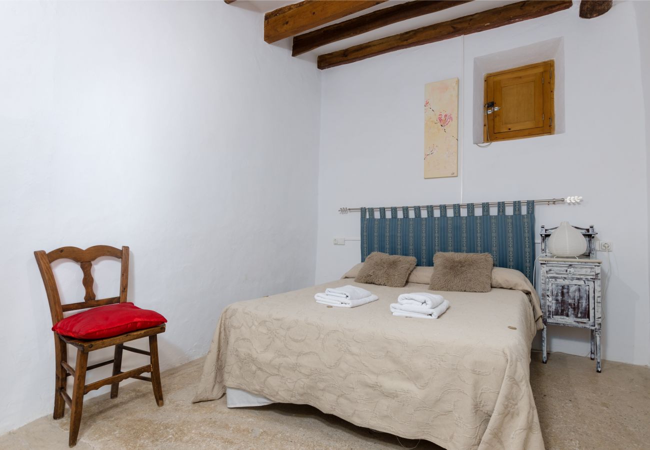 House in Maria de la salut - YourHouse Llampi, wonderful rustic house in the midst of nature