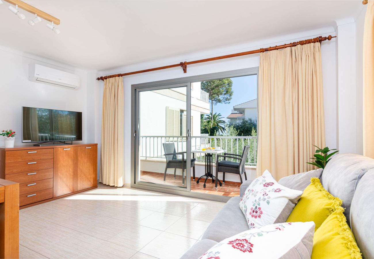 Apartment in Alcudia - YourHouse Roses 9, modern apartment in Playa de Muro