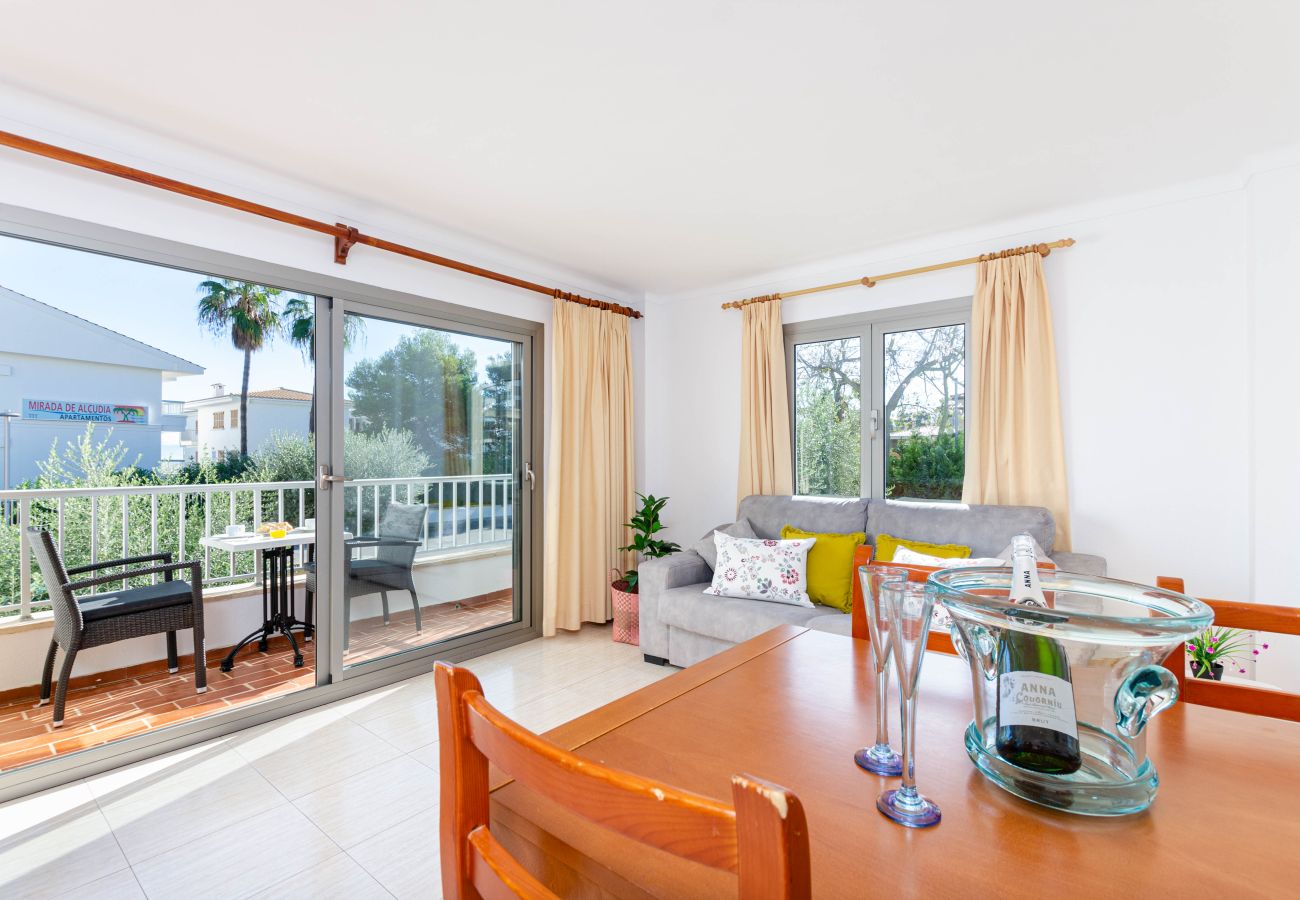 Apartment in Alcudia - YourHouse Roses 9, modern apartment in Playa de Muro
