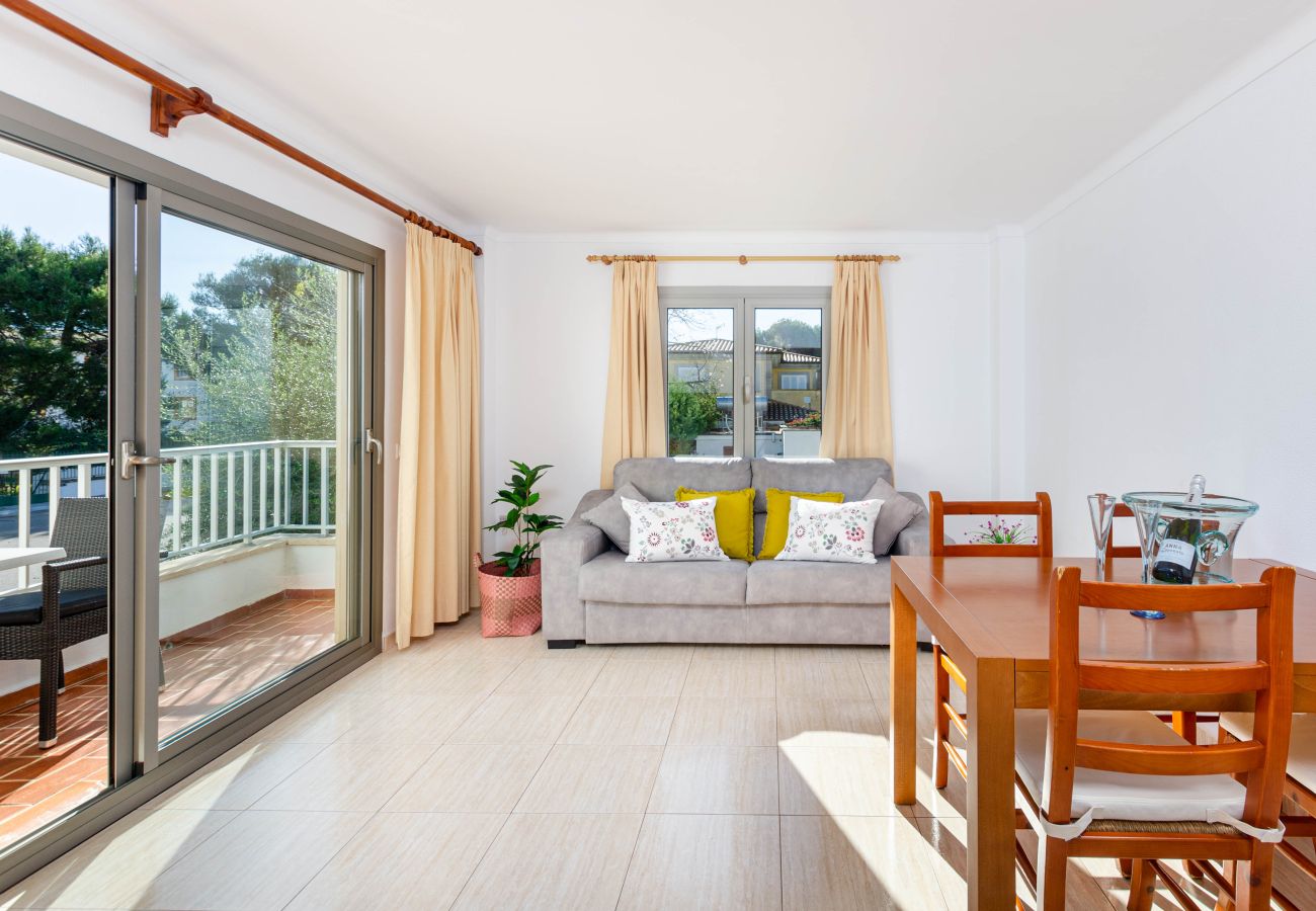 Apartment in Alcudia - YourHouse Roses 9, modern apartment in Playa de Muro