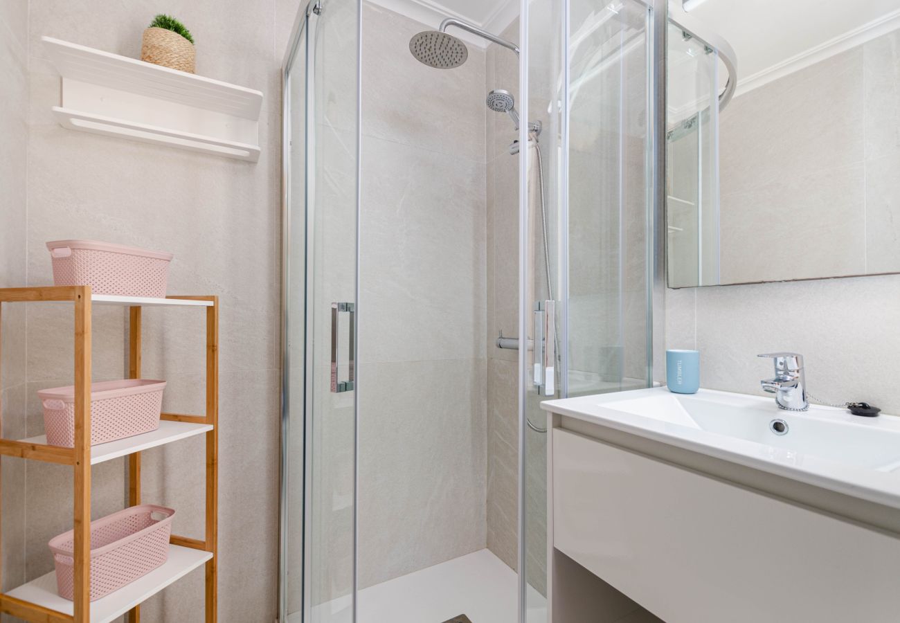 Apartment in Alcudia - YourHouse Roses 9, modern apartment in Playa de Muro
