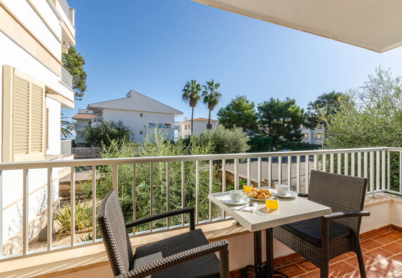 Apartment in Alcudia - YourHouse Roses 9, modern apartment in Playa de Muro