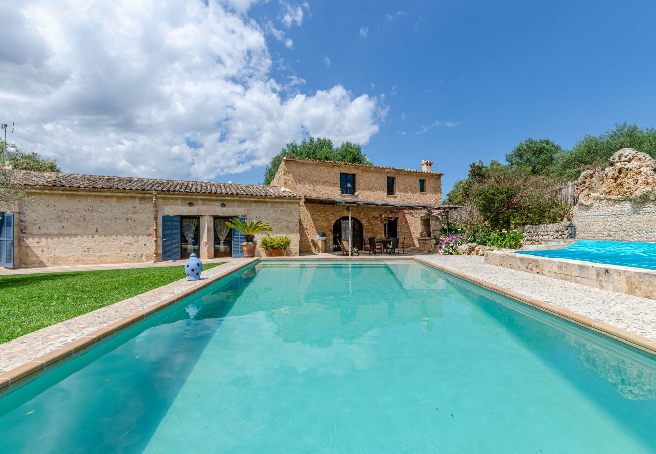 Country house in Sineu - YourHouse Son Costa, charming country house with private pool