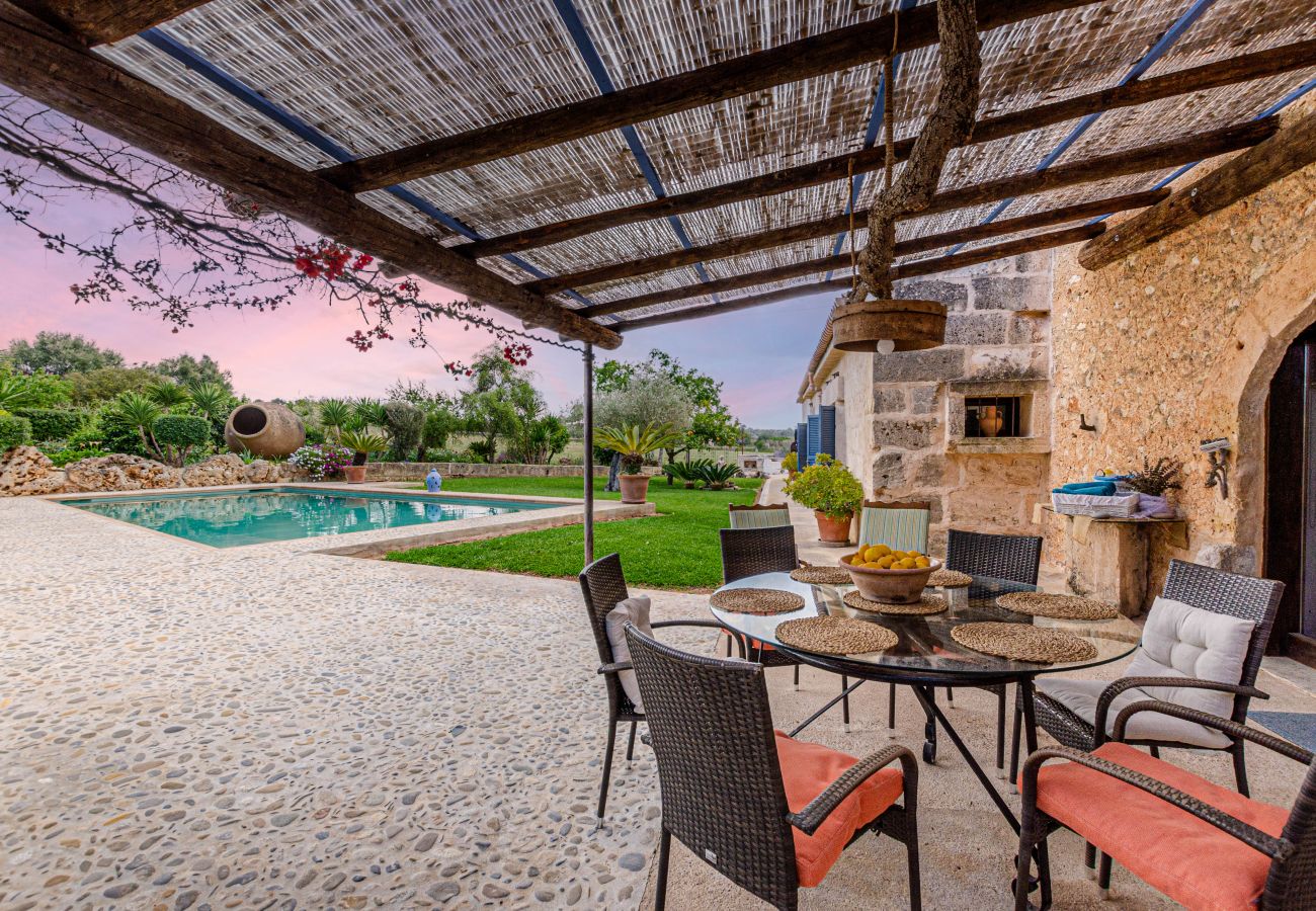 Country house in Sineu - YourHouse Son Costa, charming country house with private pool
