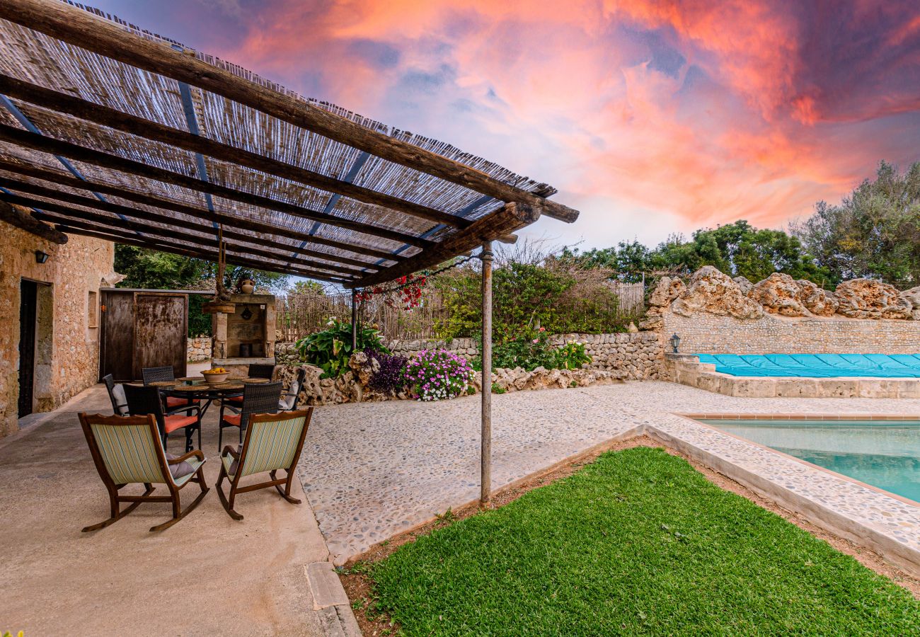 Country house in Sineu - YourHouse Son Costa, charming country house with private pool
