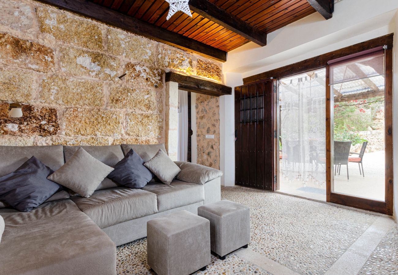 Country house in Sineu - YourHouse Son Costa, charming country house with private pool