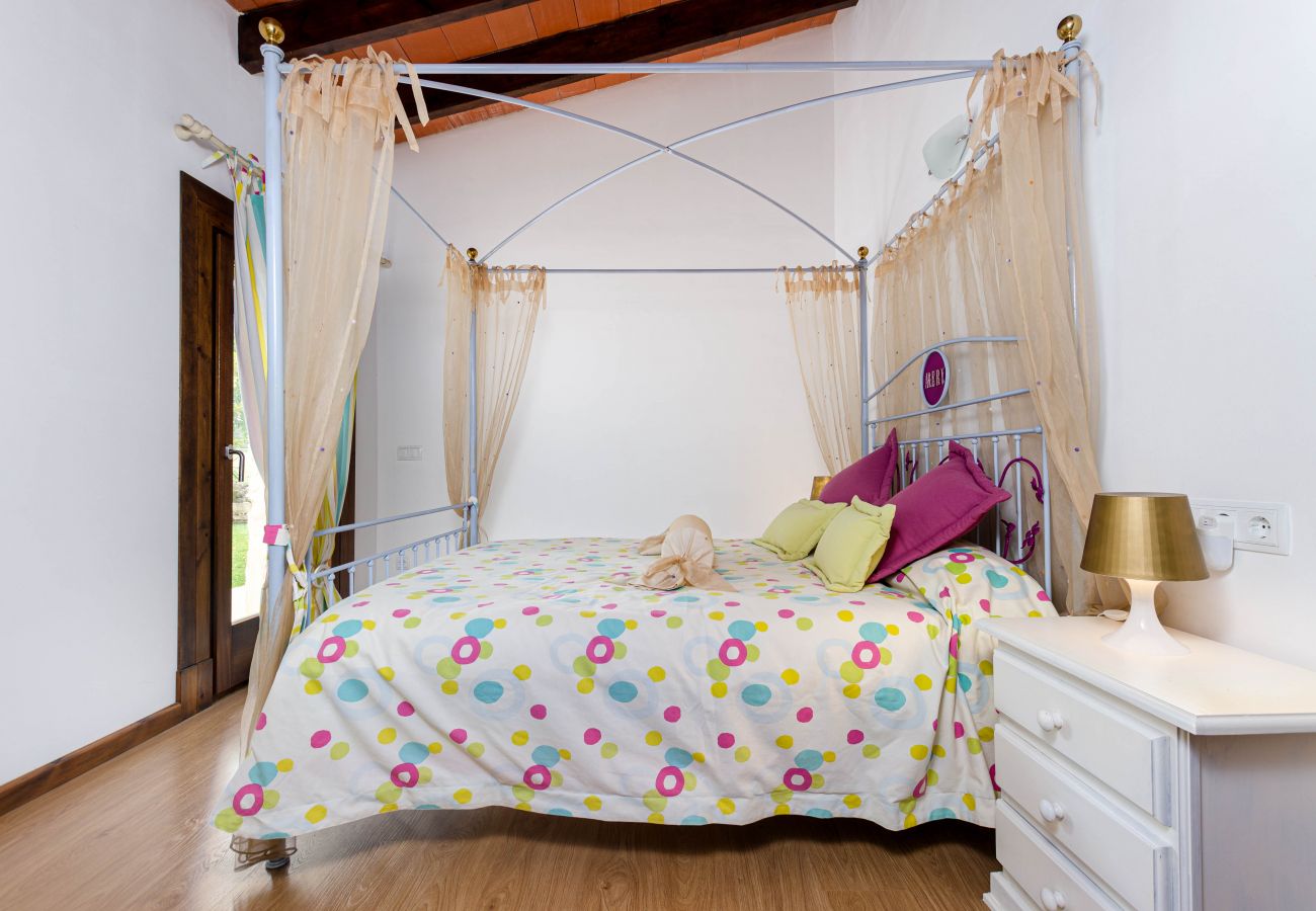 Country house in Sineu - YourHouse Son Costa, charming country house with private pool