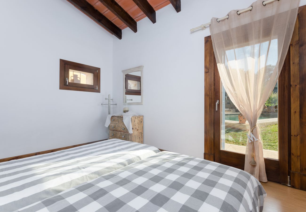Country house in Sineu - YourHouse Son Costa, charming country house with private pool