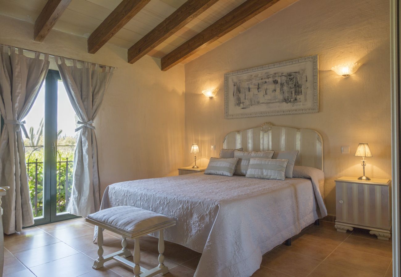 House in Muro - YourHouse Es Moyà des Pins, villa with private pool and garden in Majorca North