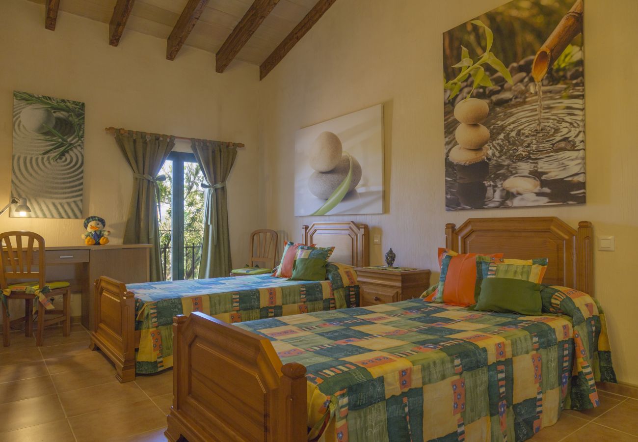 House in Muro - YourHouse Es Moyà des Pins, villa with private pool and garden in Majorca North