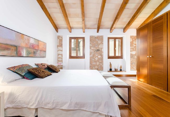 Apartment in Sa Pobla - YourHouse Can Puça, gemütliches Dorfhaus mit Terrasse