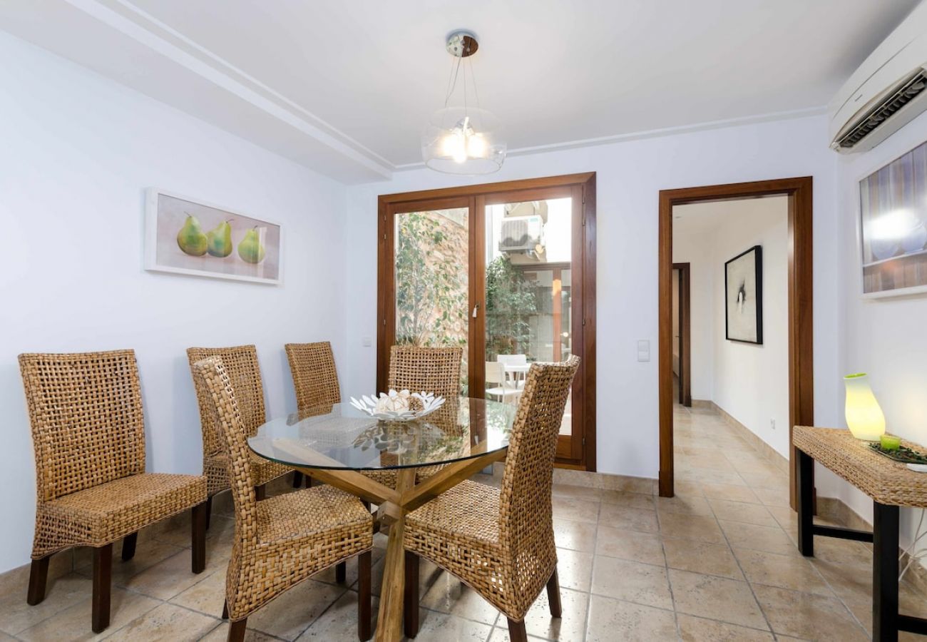 Apartment in Sa Pobla - YourHouse Can Puça, gemütliches Dorfhaus mit Terrasse