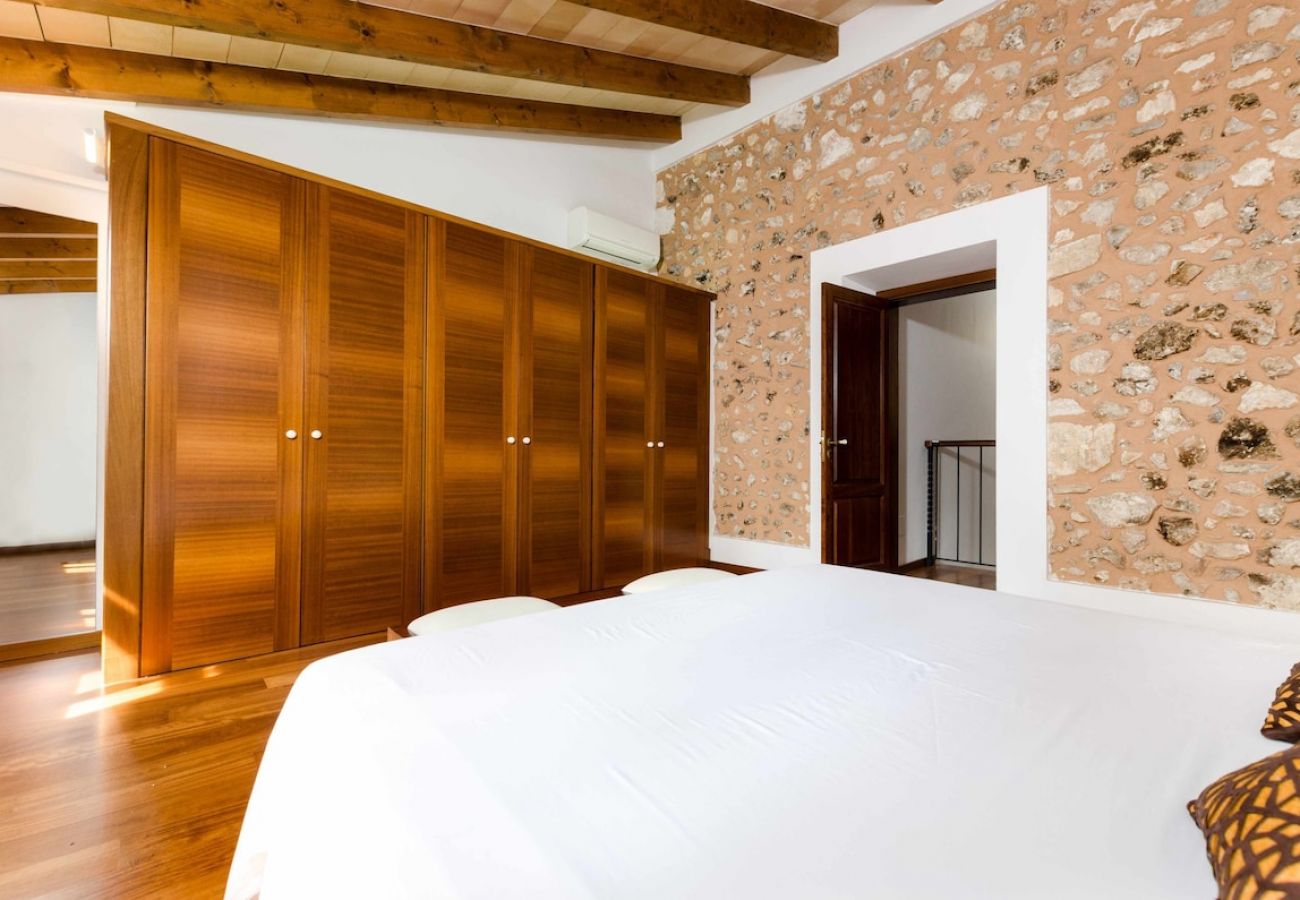 Apartment in Sa Pobla - YourHouse Can Puça, gemütliches Dorfhaus mit Terrasse