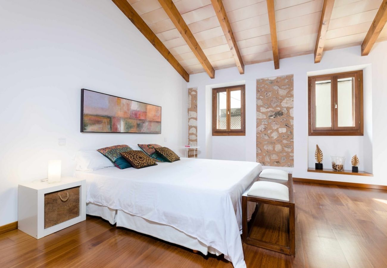 Apartment in Sa Pobla - YourHouse Can Puça, gemütliches Dorfhaus mit Terrasse