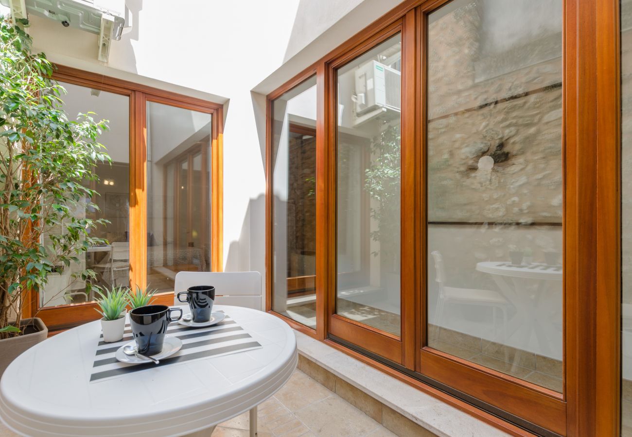 Apartment in Sa Pobla - YourHouse Can Puça, gemütliches Dorfhaus mit Terrasse