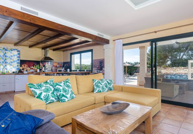 Villa in Muro - YourHouse Villa Romani with private pool and garden Villa in Muro - YourHouse Villa Romani with private pool and garden