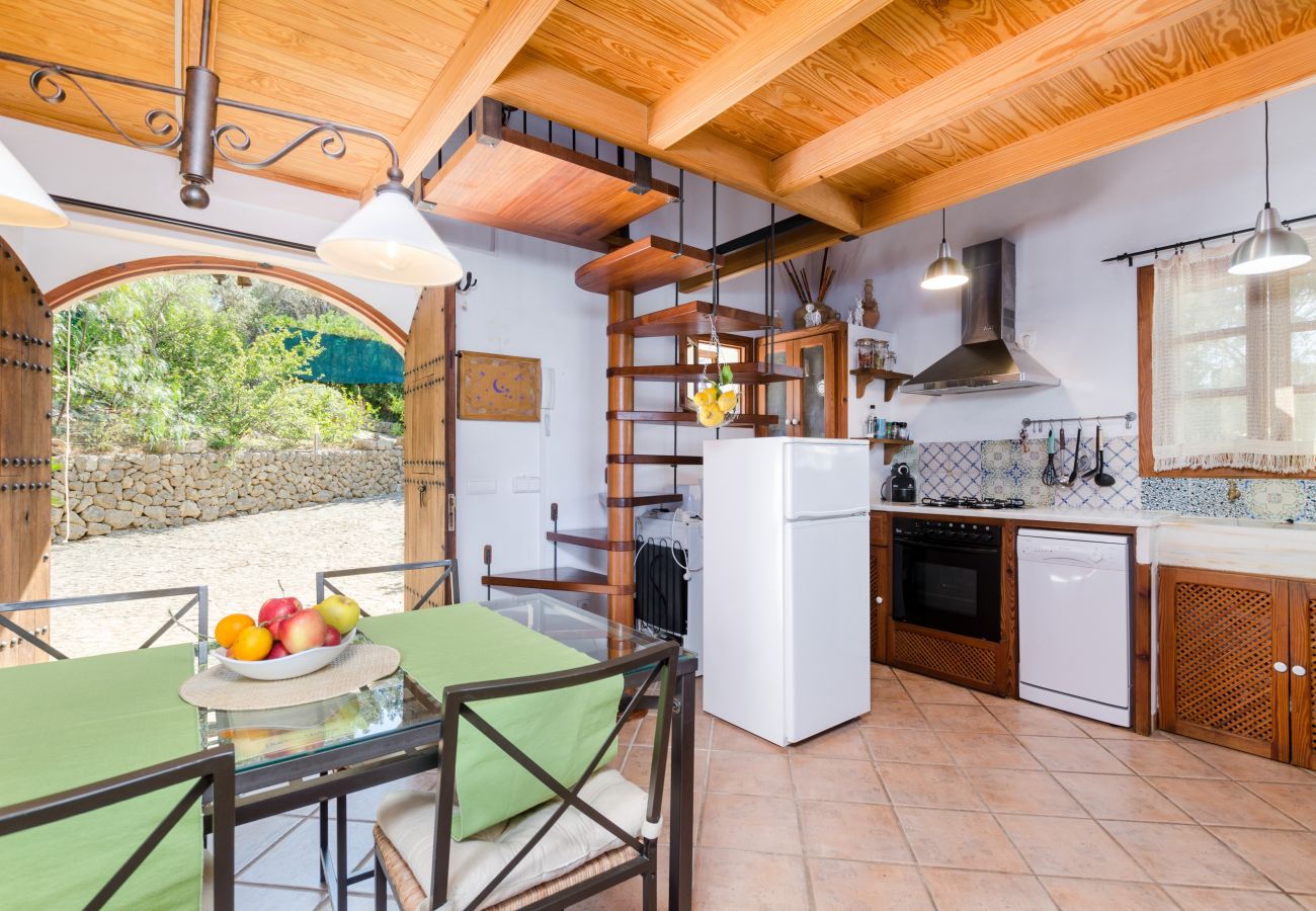 House in Selva - YourHouse Sa Garriga de Can Barratot - villa with pool in Selva, Tramuntana