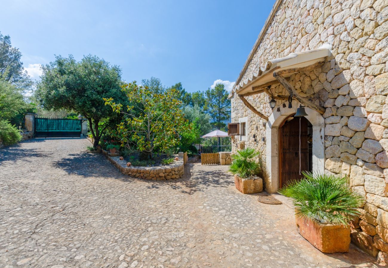 House in Selva - YourHouse Sa Garriga de Can Barratot - villa with pool in Selva, Tramuntana