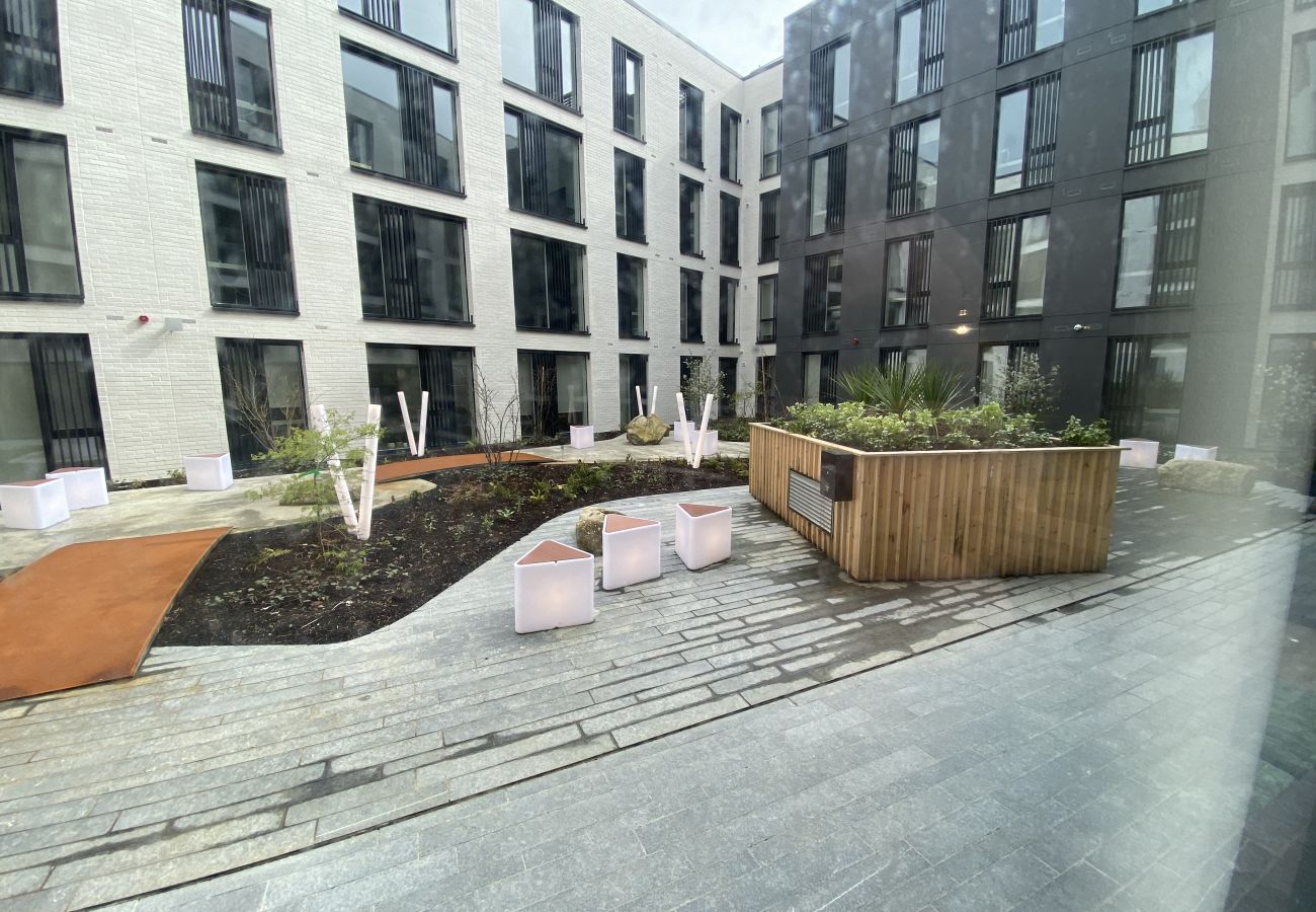 Rent by room in Galway City - Eyre Sq Double Bedroom en Suite