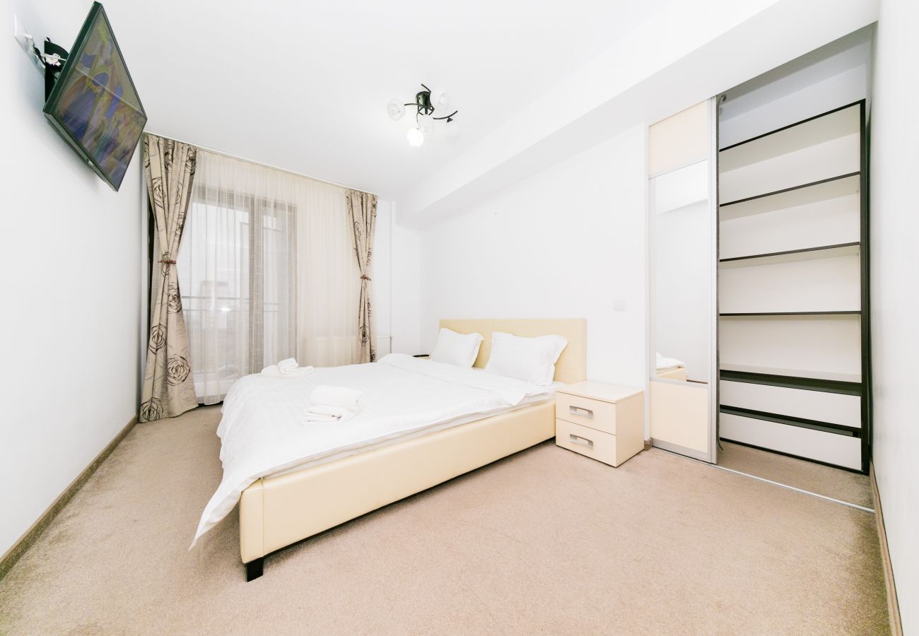Apartment in Sibiu - Family Apartment near Shoping City Sibiu