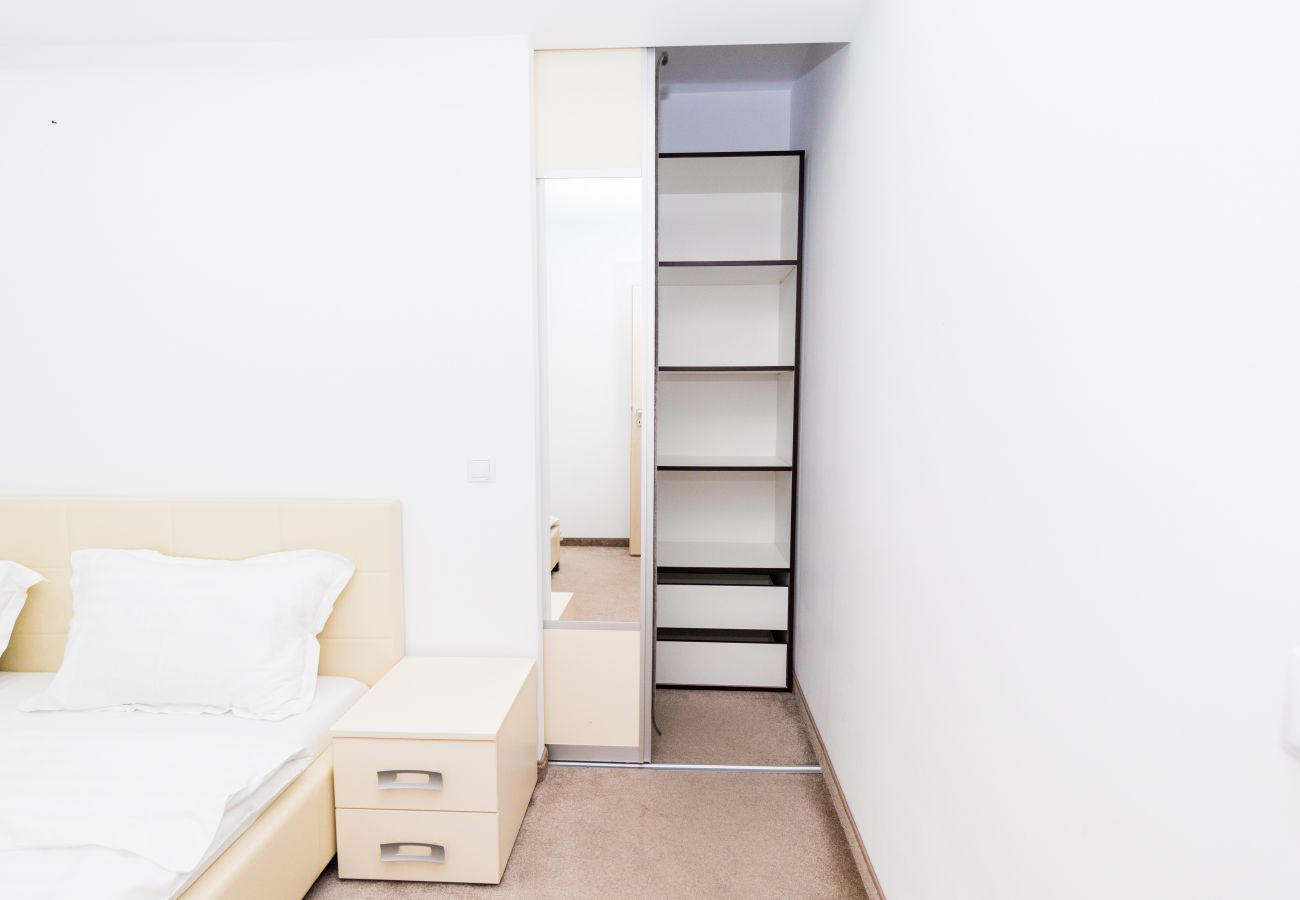 Apartment in Sibiu - Family Apartment near Shoping City Sibiu