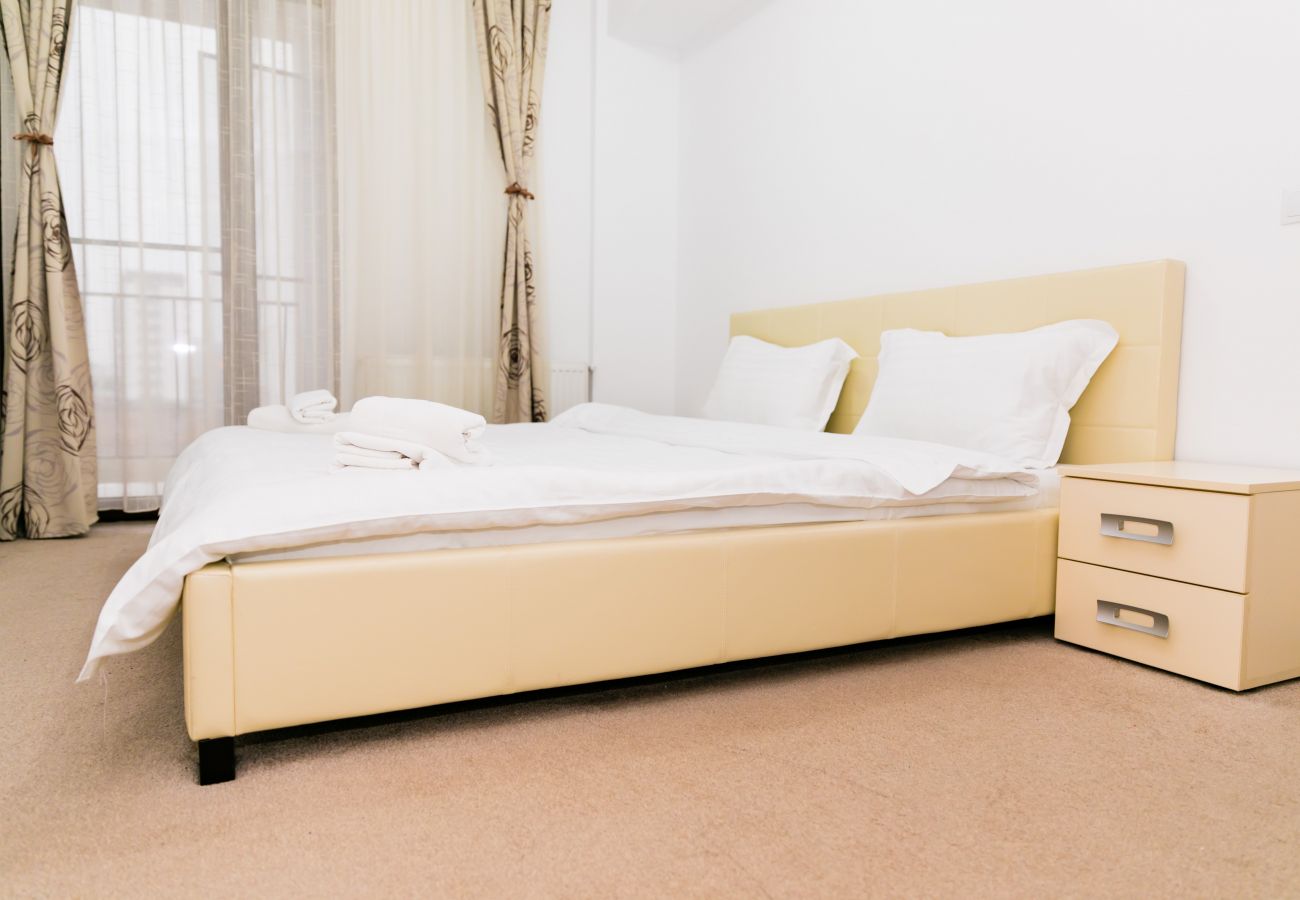 Apartment in Sibiu - Family Apartment near Shoping City Sibiu