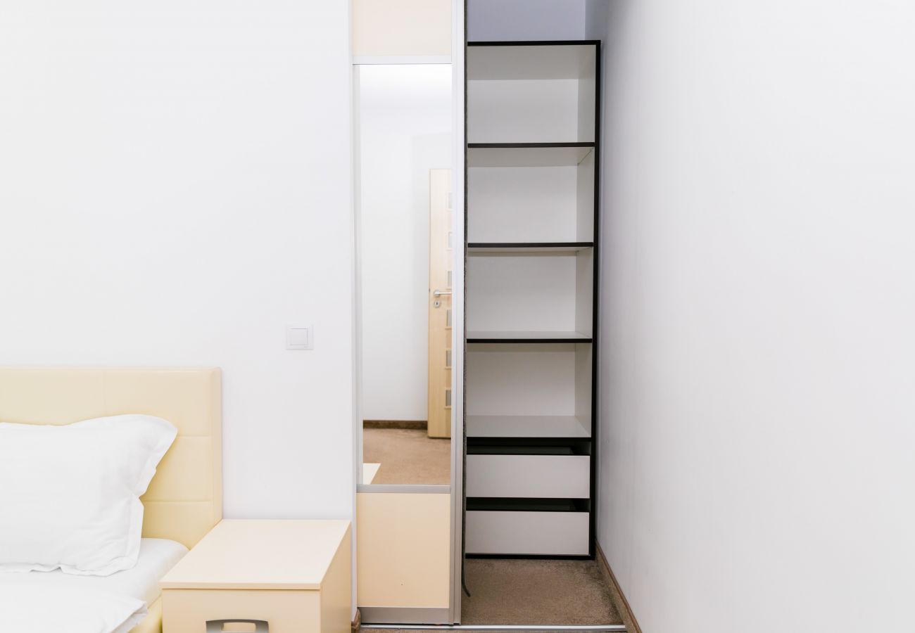 Apartment in Sibiu - Family Apartment near Shoping City Sibiu