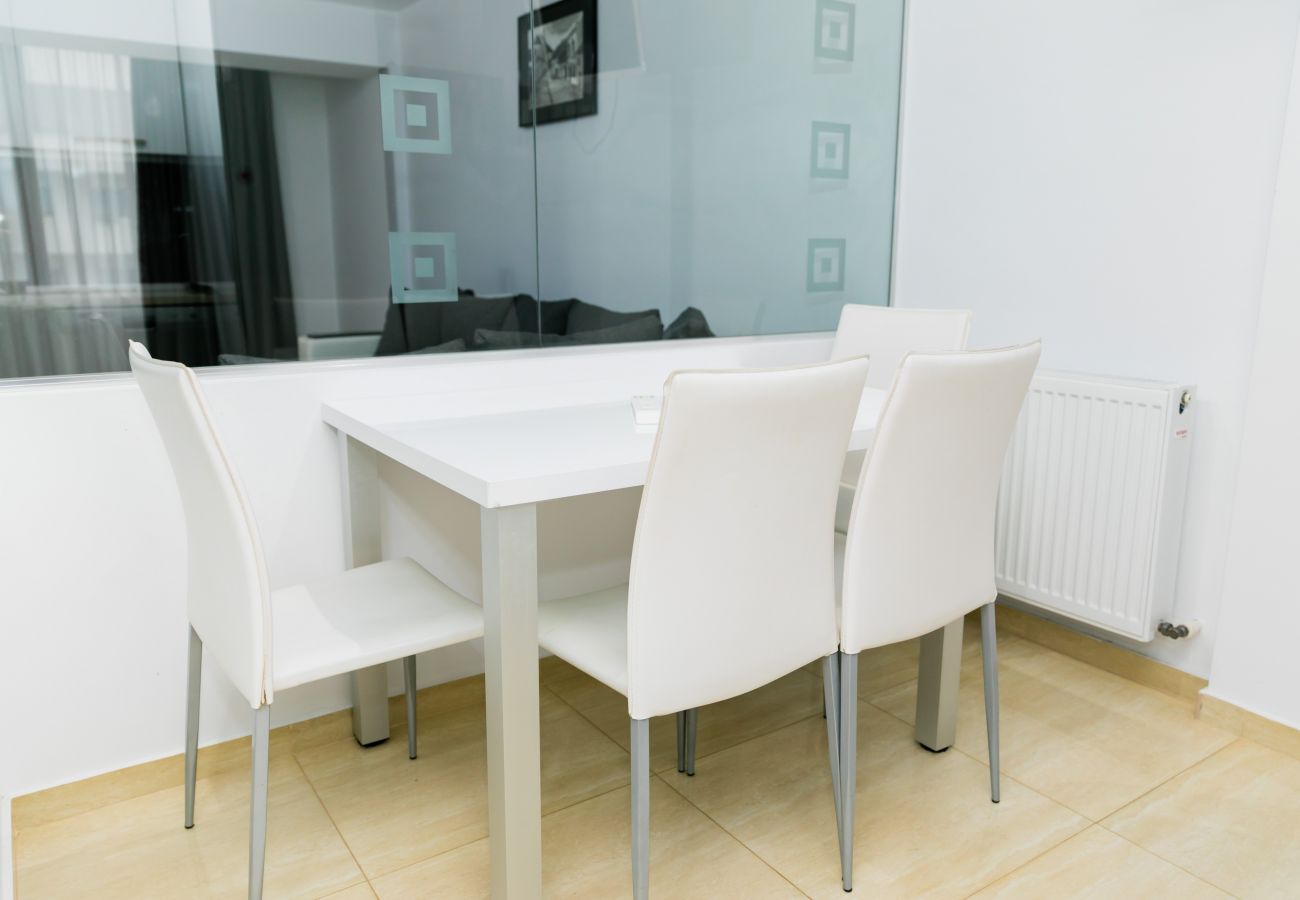 Apartment in Sibiu - Family Apartment near Shoping City Sibiu
