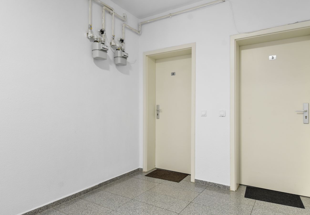 Apartment in Brasov - Blue Apartment near Shopping City Brasov