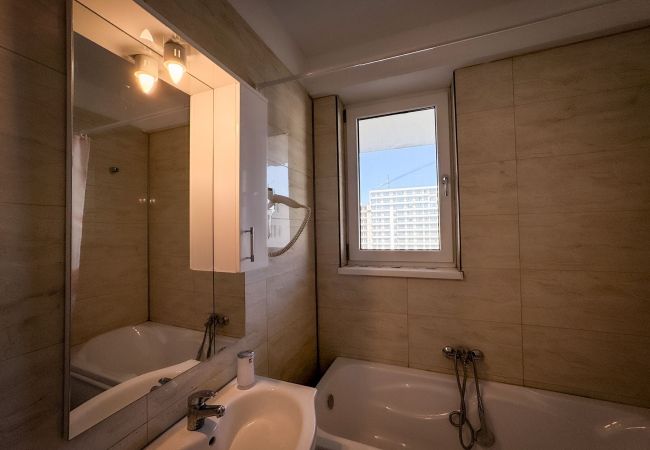 Apartment in Mamaia Nord - Papaya Seaview Retreat – Mamaia Nord Apartment in Mamaia Nord - Papaya Seaview Retreat – Mamaia Nord