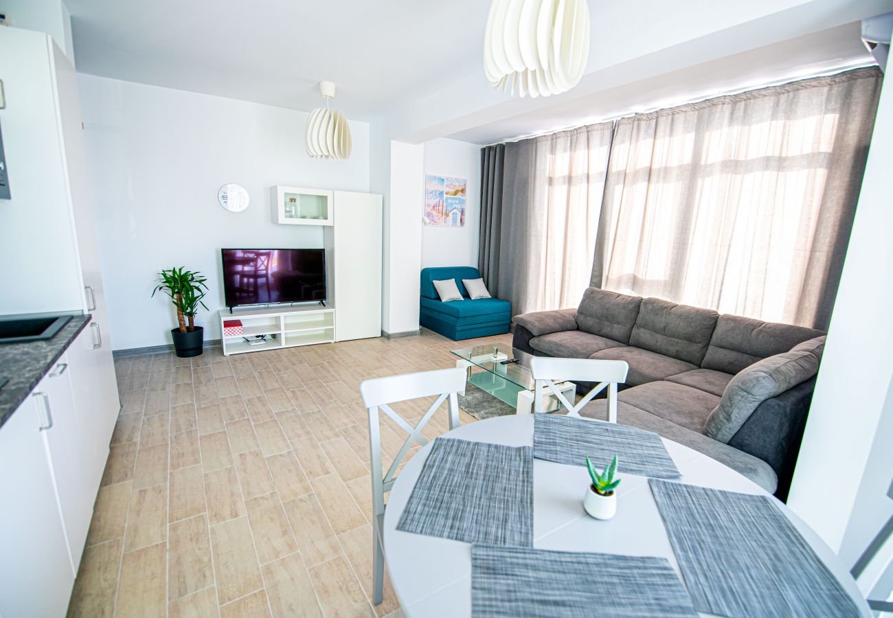 Apartment in Mamaia Nord -  Apartment Katrina near the Beach with Pool Acces - Alezzi Beach 
