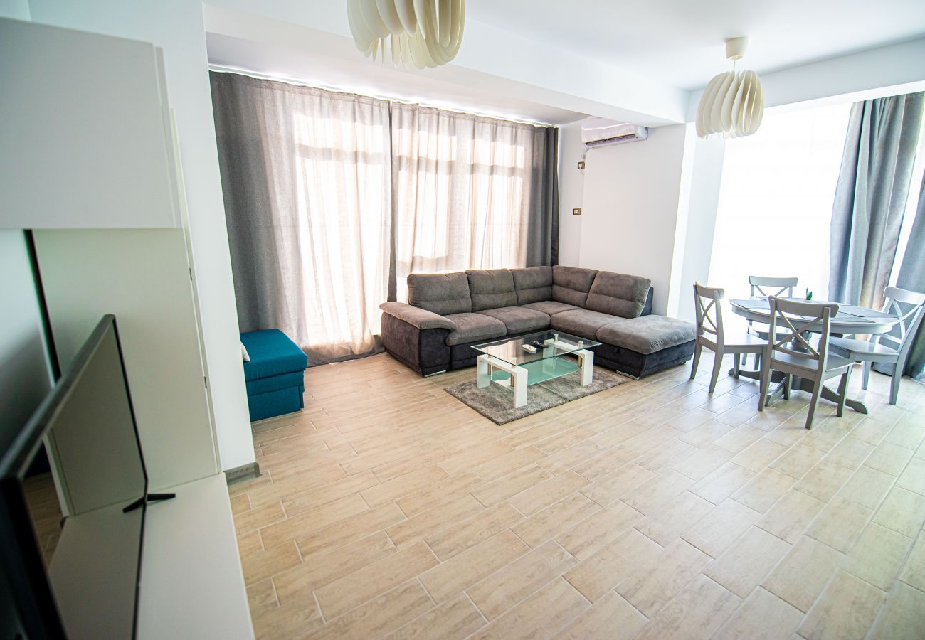 Apartment in Mamaia Nord -  Apartment Katrina near the Beach with Pool Acces - Alezzi Beach 